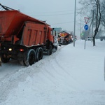 Подрядные организации усилили работу по очистке дорог и тротуаров от снега