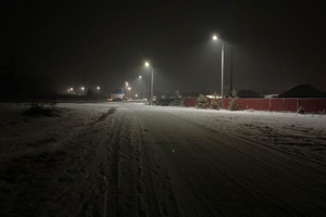 С просьбой установить светильники уличного освещения на улице Троицкой к главе города Сергею Алексееву обратился инчанин Леонид Кузьмин, знаменитый по всей стране своими ледяными горками