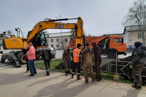 На днях начались работы по ремонту водовода на Толстого